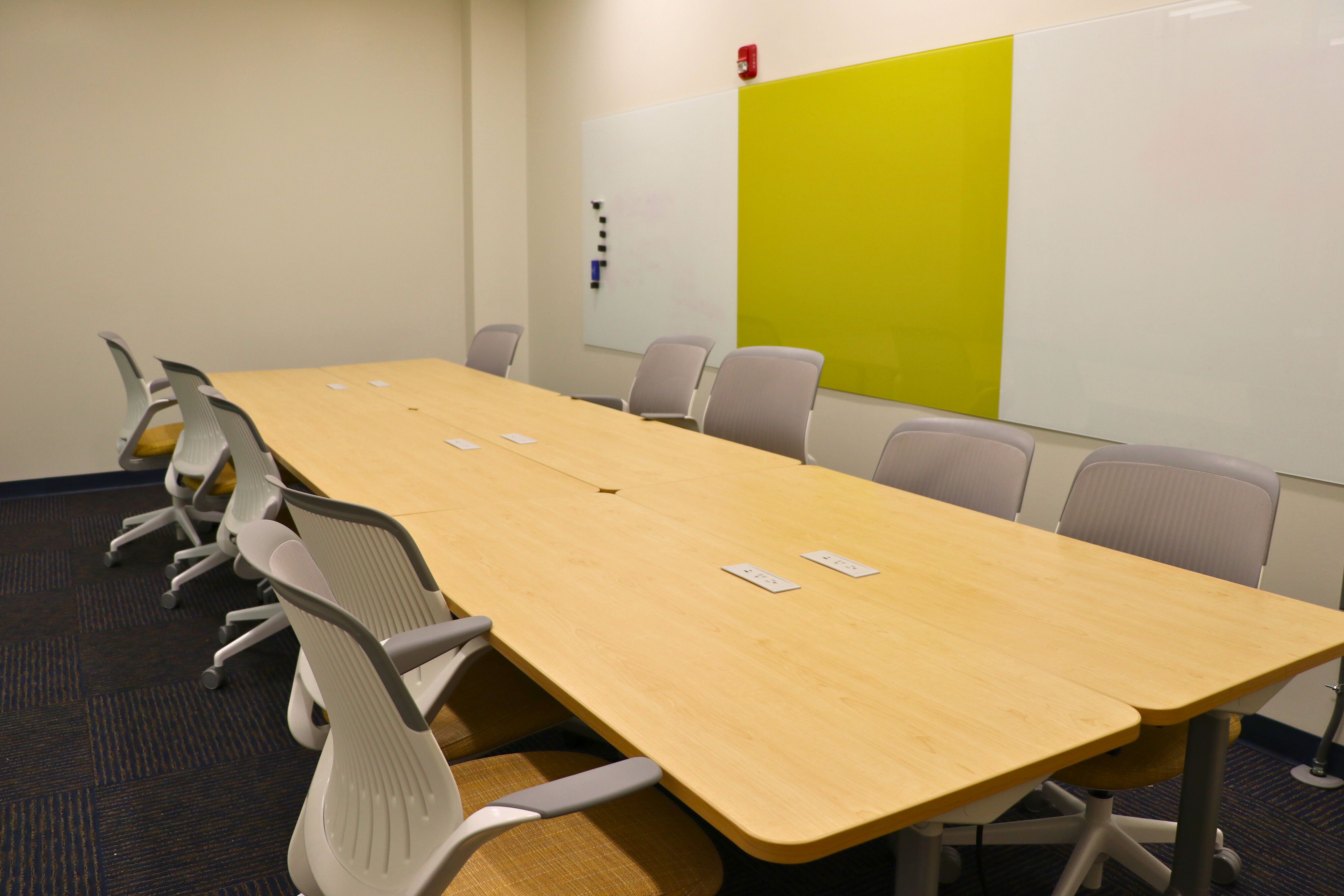 GrAdvantage-Conference-Table