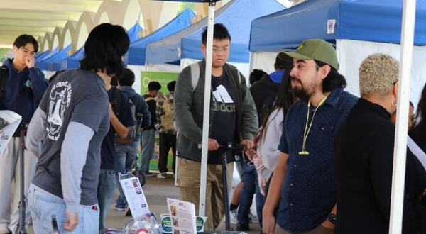 Image of Archives Fair 2025 attendees